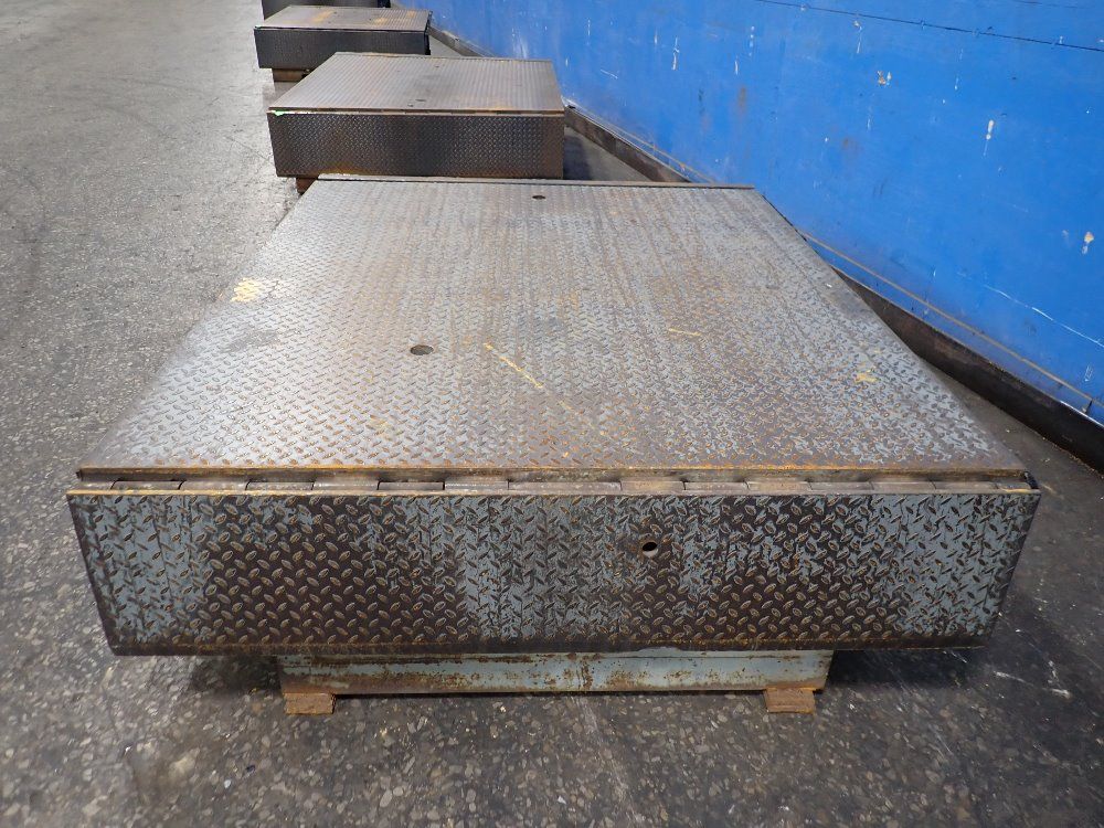 Rite Hite 72" X 83"/16000 Lbs Dock Leveler