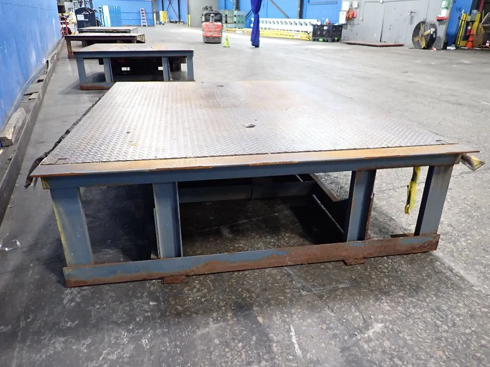 72" X 83" Dock Leveler