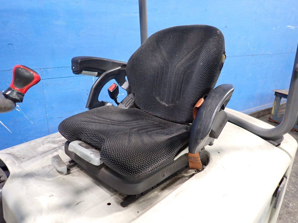 Crown 4500 Lbs Electric Forklift - S2000 Series