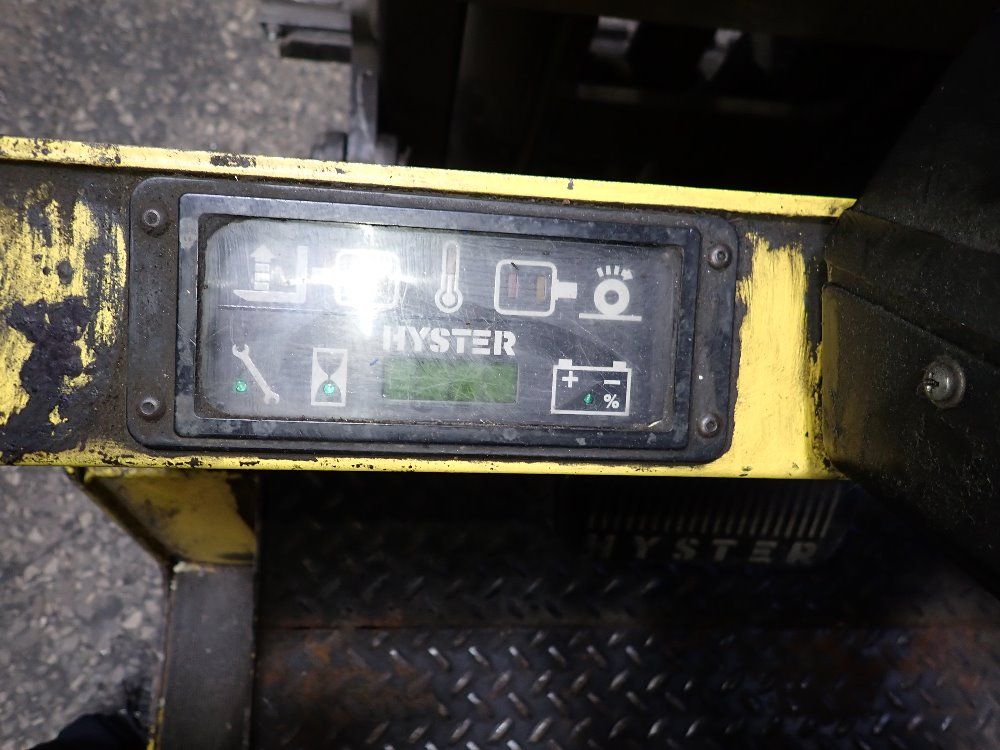 Hyster 4200 Lbs Electric Forklift - E50xl-27