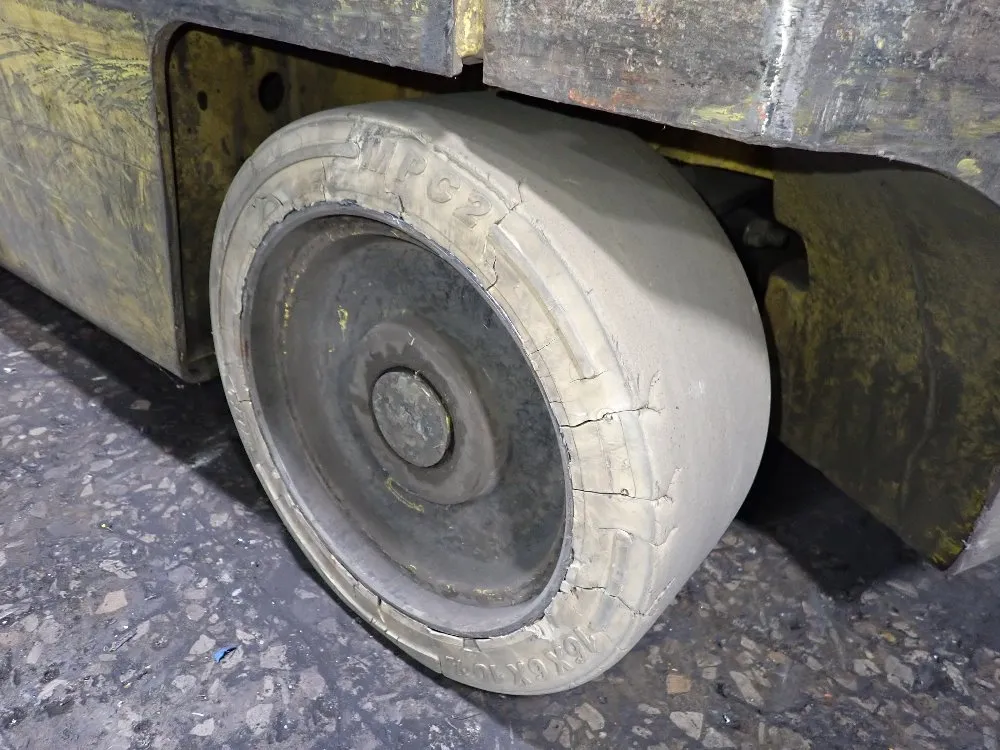 Hyster 4200 Lbs Electric Forklift - E50xl-27