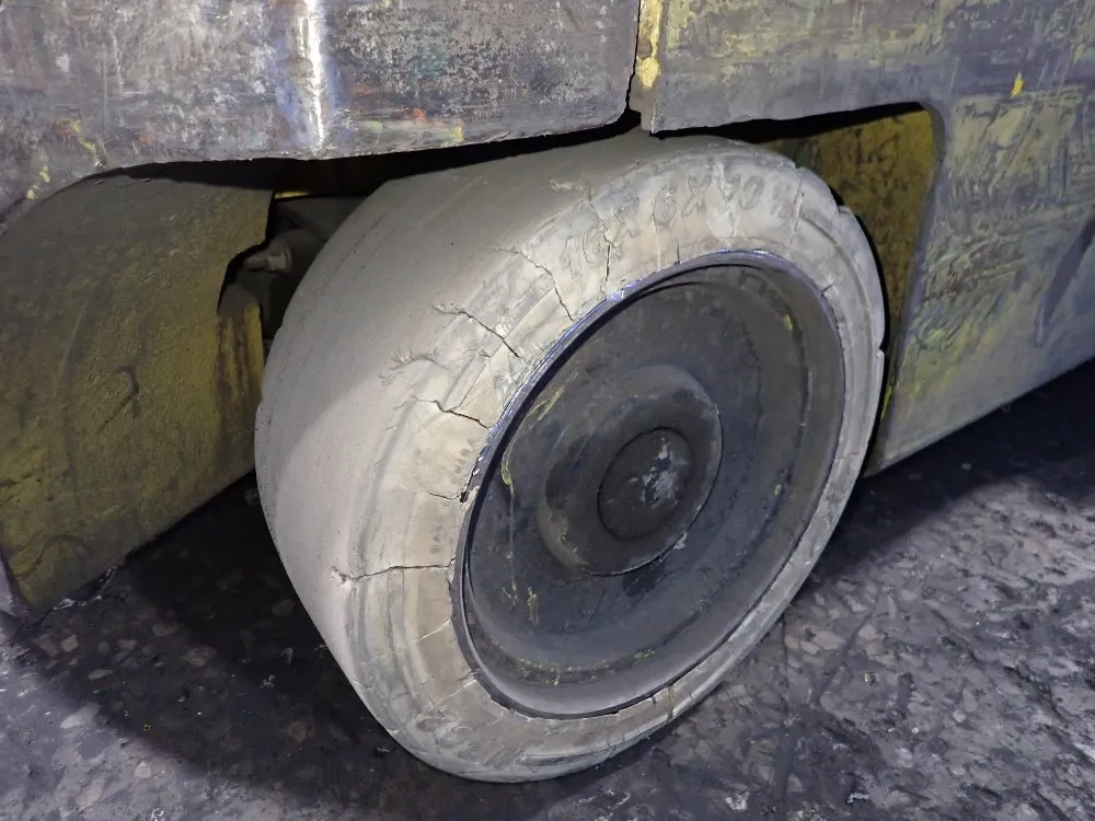 Hyster 4200 Lbs Electric Forklift - E50xl-27