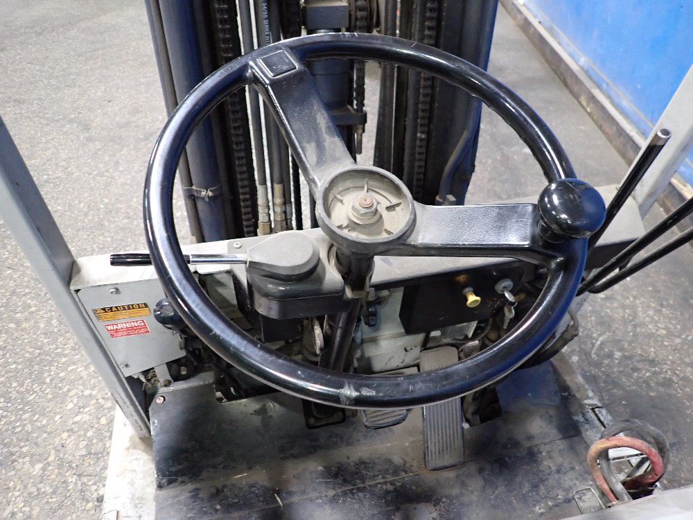 Komatsu 2830 Lbs Electric Forklift - Fb 18mh-2