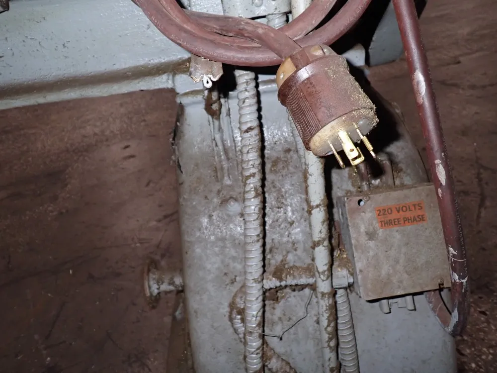 South Bend 11" X 26" Lathe