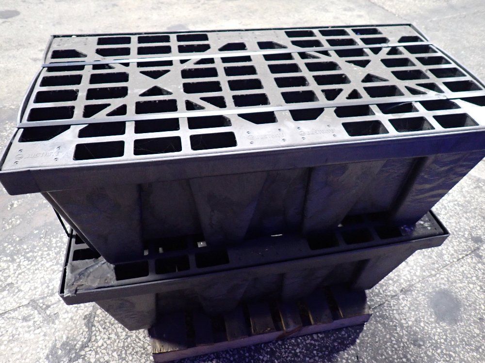 Just Rite 2 Gal Spill Pallet