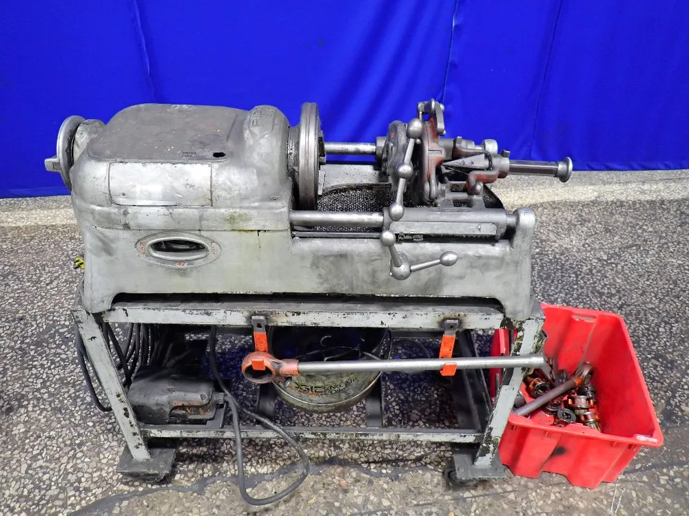 Ridgid Tool Pipe Threader - Model 535