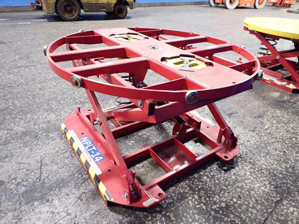 Southworth Lift Table