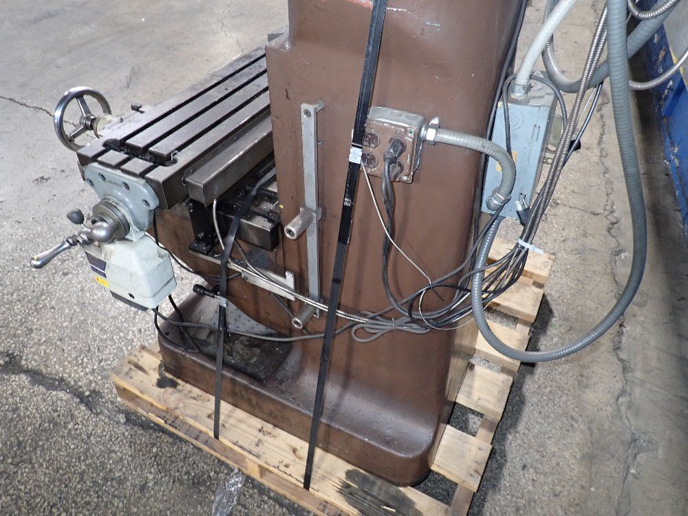 She Hong Industrial 27" Vertical Mill - Model-2s