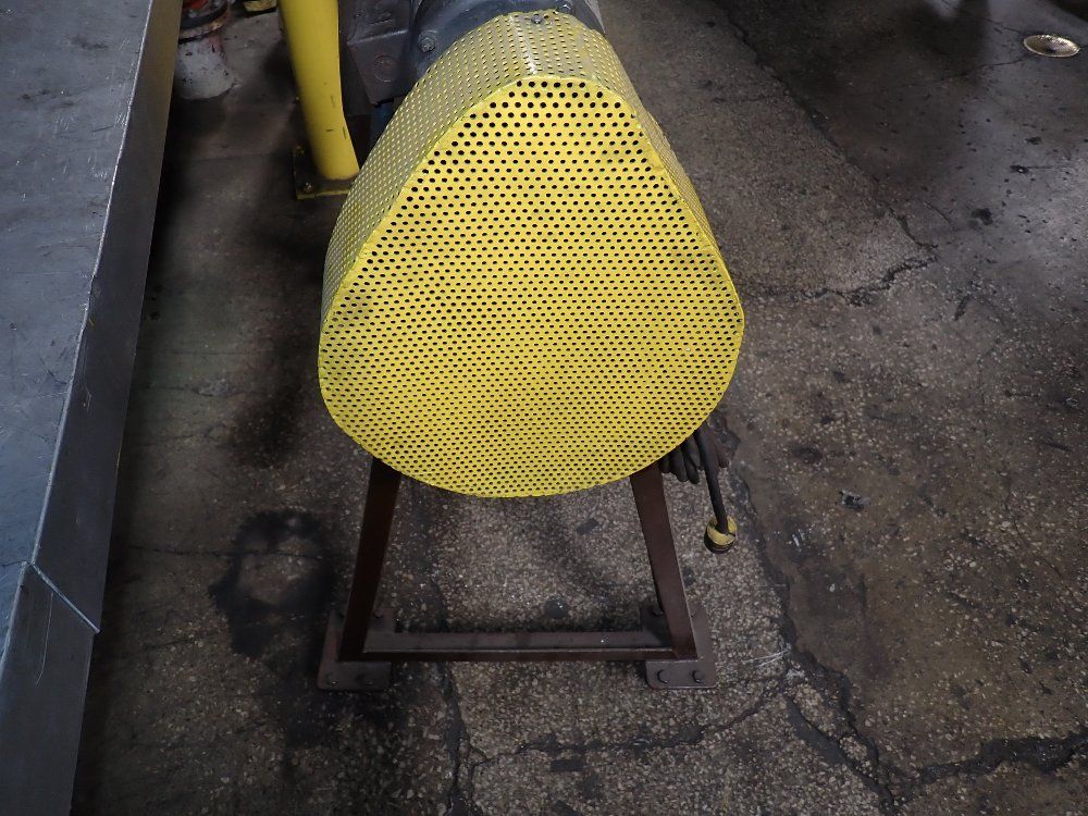 Sundstrand Bench Center