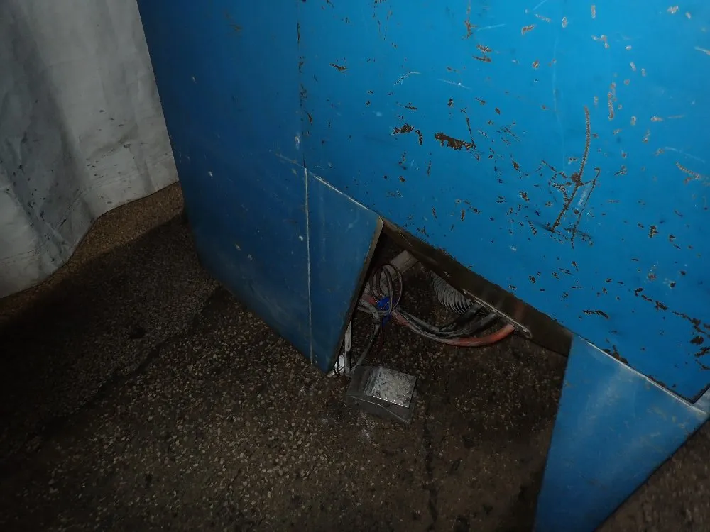 Aero Blast Cabinet - Pulsar Iii