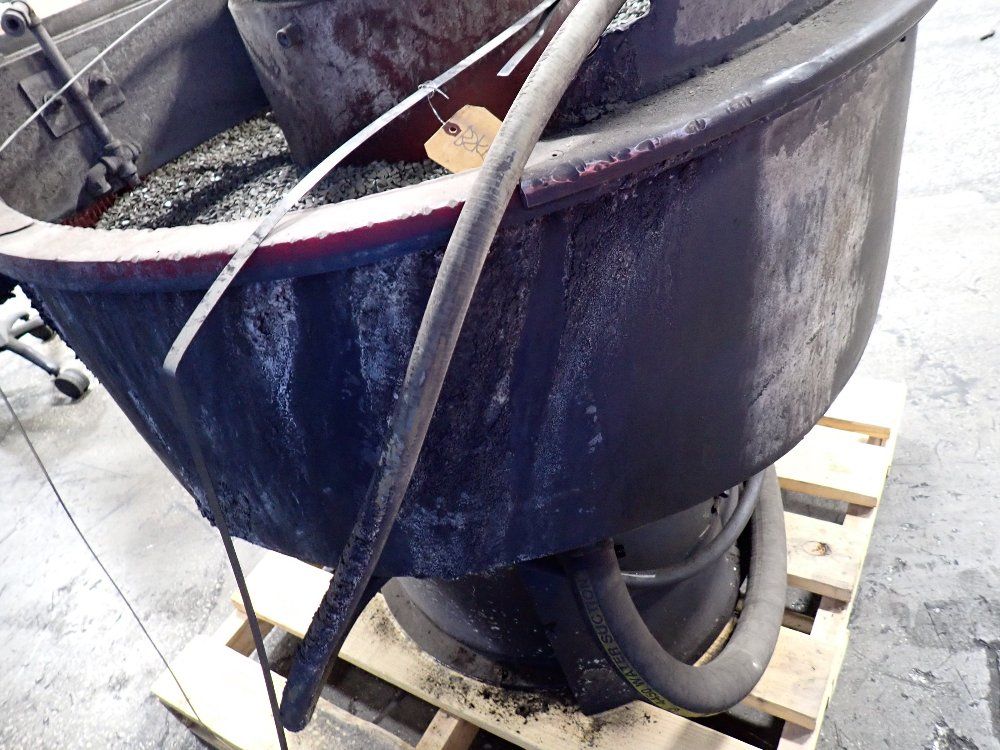 Vibe Tech 42" Vibratory Finisher