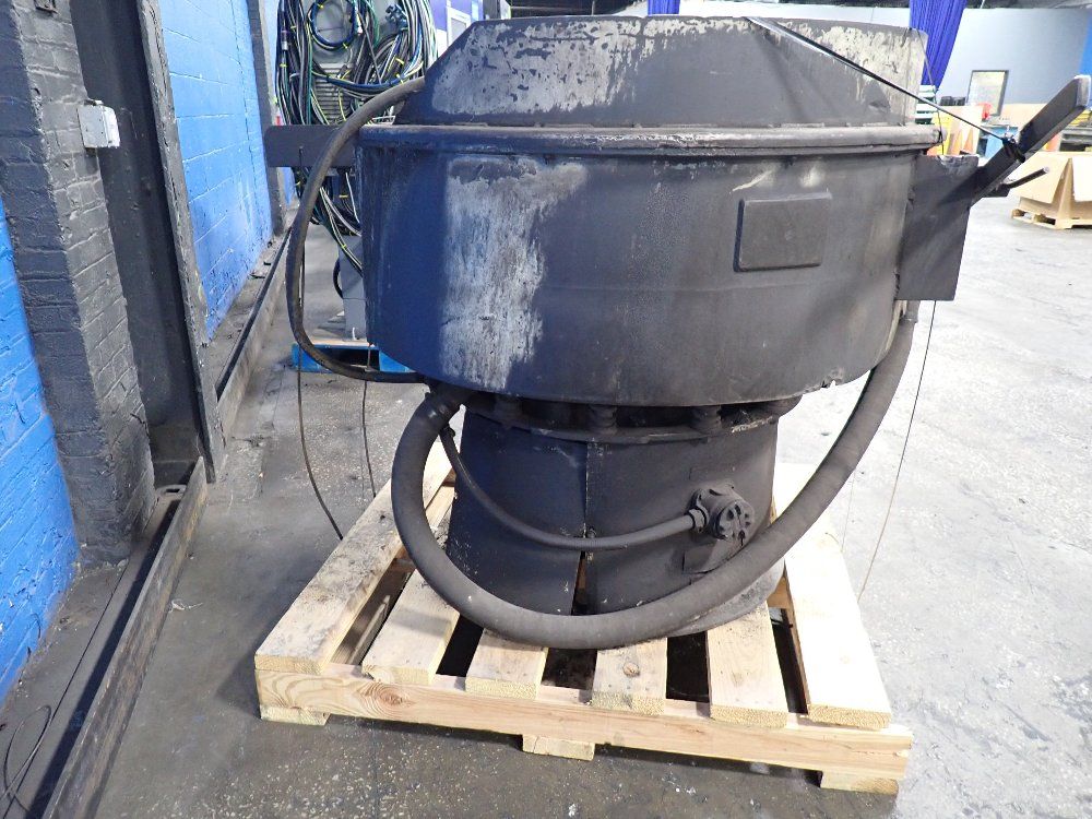 Vibe Tech 42" Vibratory Finisher