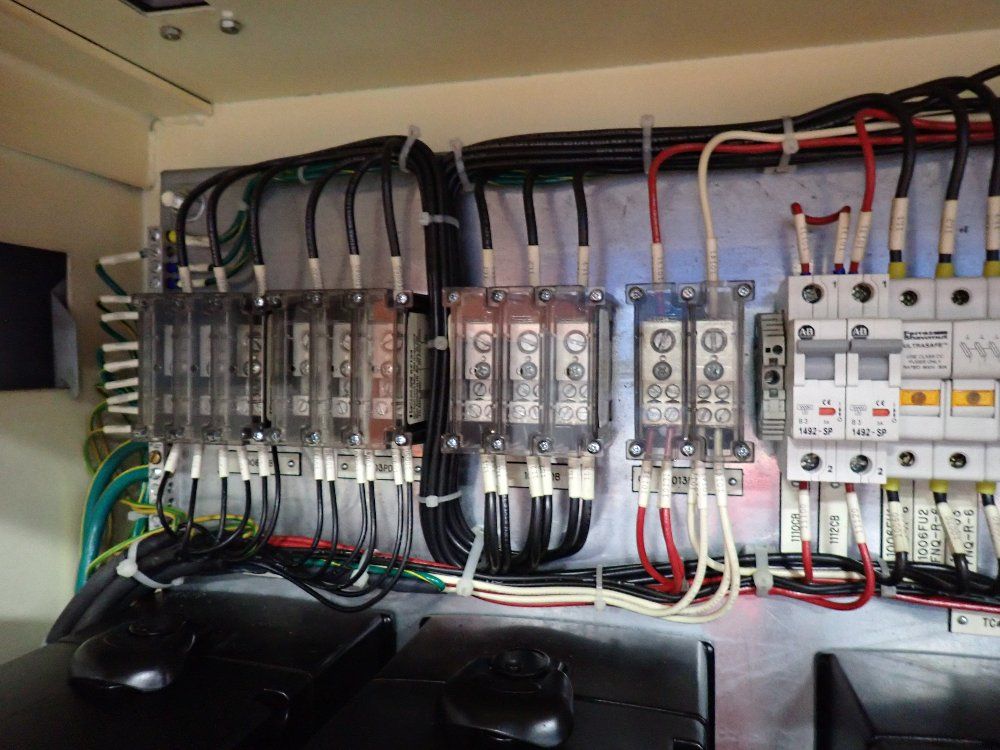 Atlas Copco / Allen Bradley Powermacs 4000 Panel - Versaview 1500p