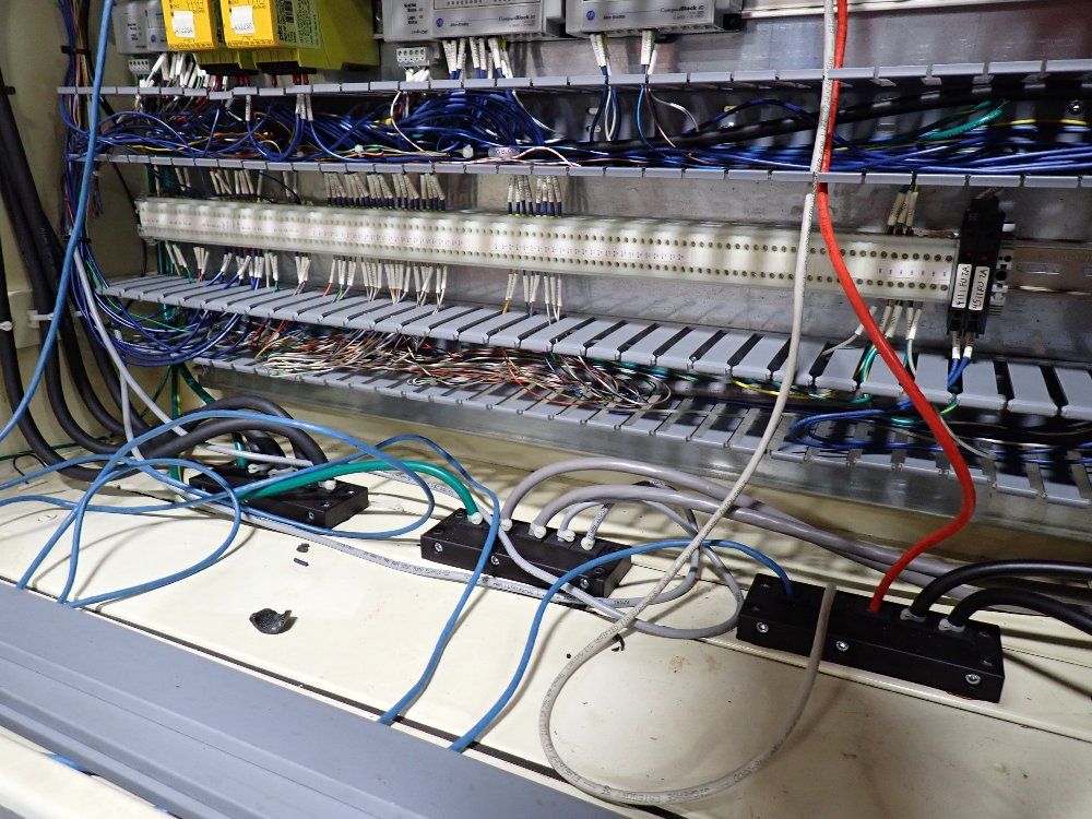 Atlas Copco / Allen Bradley Powermacs 4000 Panel - Versaview 1500p