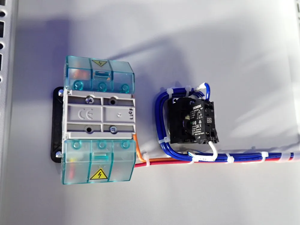 Rittal Power Panel - Ec-gmnazz-s332-camera