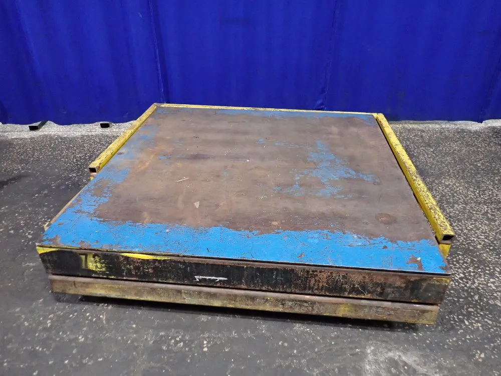 60" X 60" Lift Table