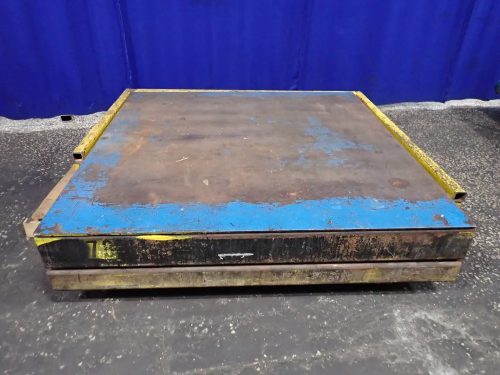 60" X 60" Lift Table