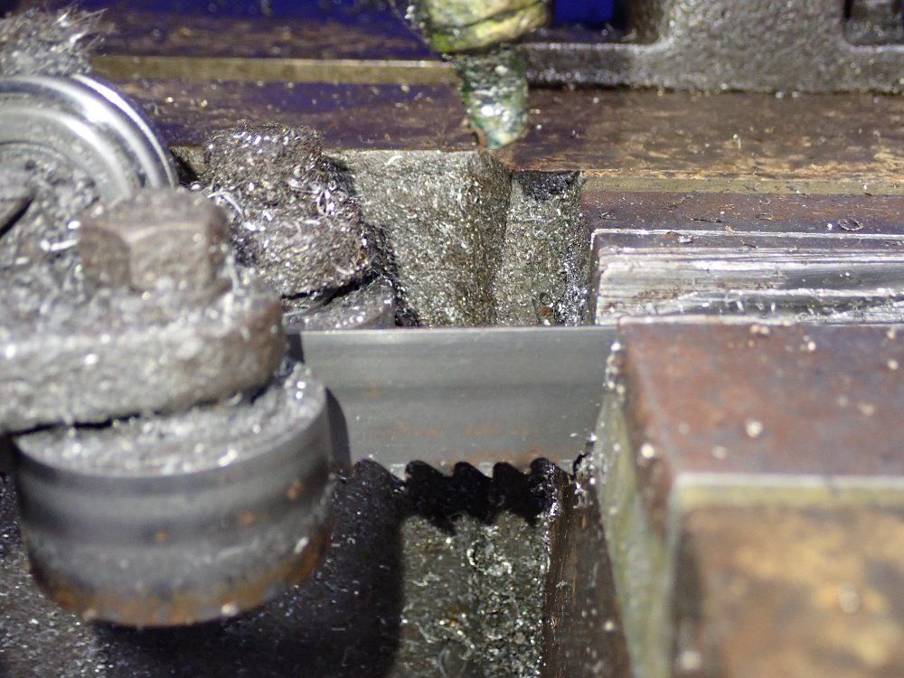 Kysor Johnson 9" X 18" Horizontal Band Saw - J