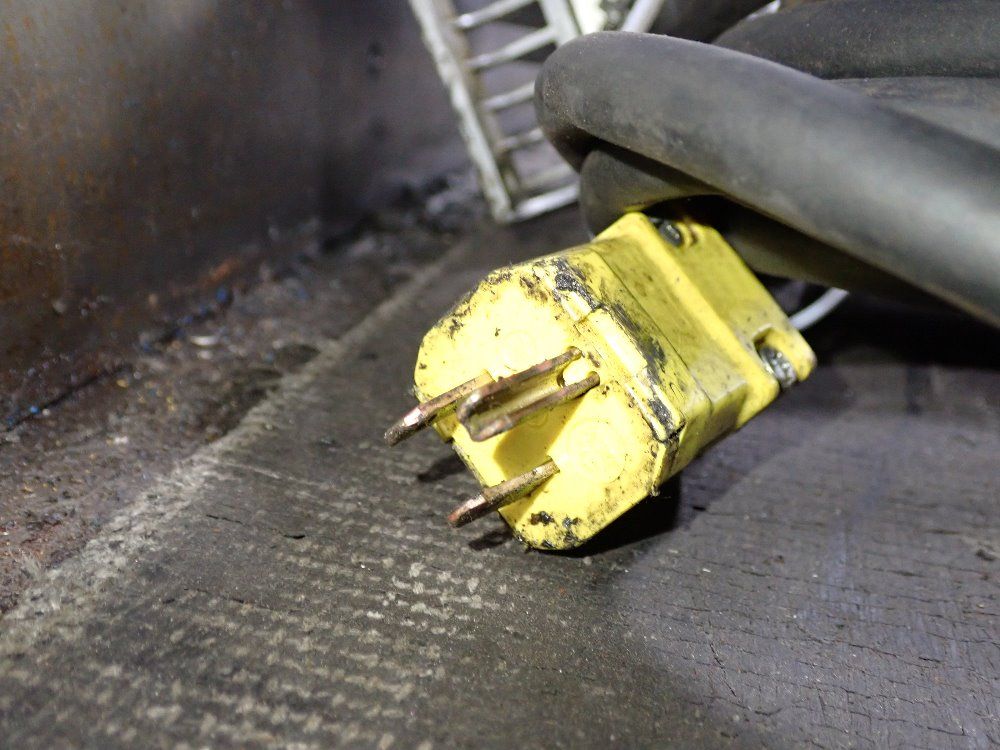 17" X 18" Belt Conveyor