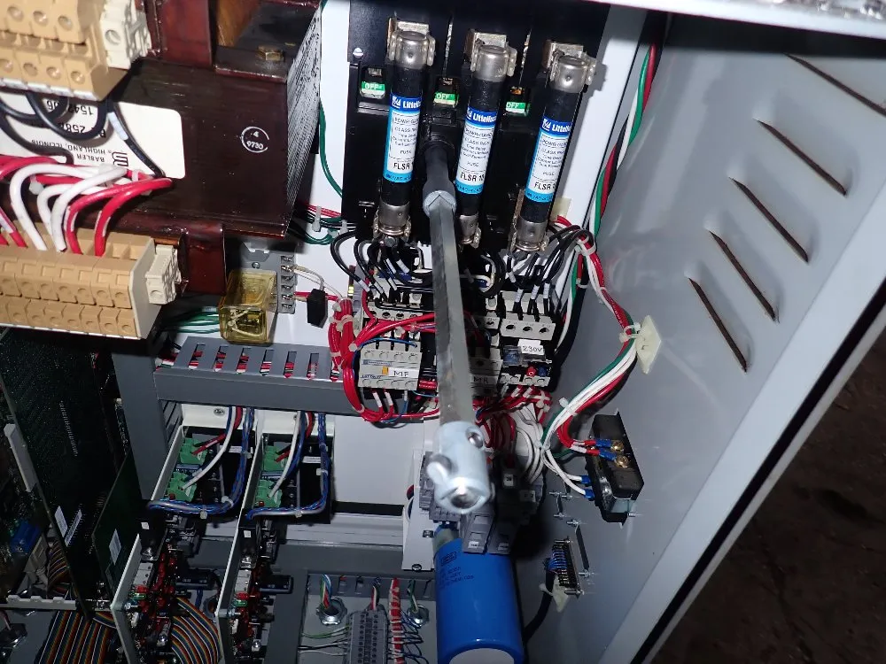 Bridgeport 20" Vertical Mill