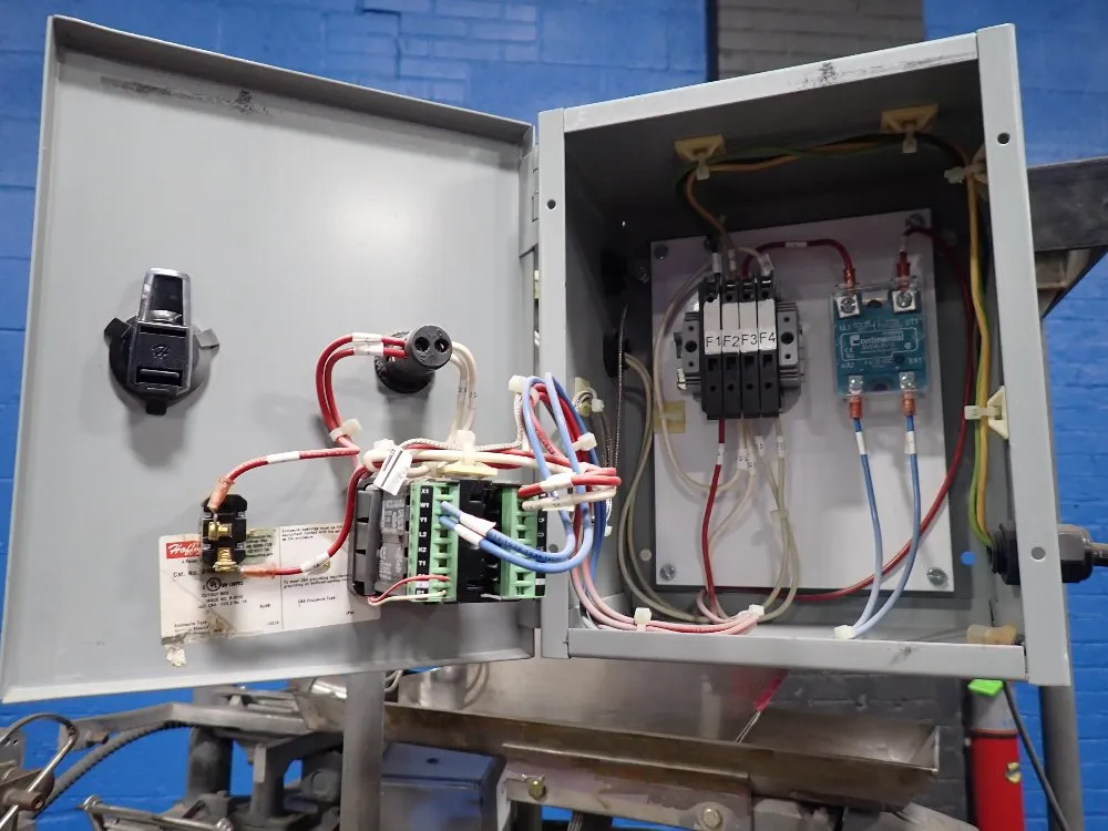 Weigh Right Automate Scale Co. 20" X 21" X 14" Feeding System