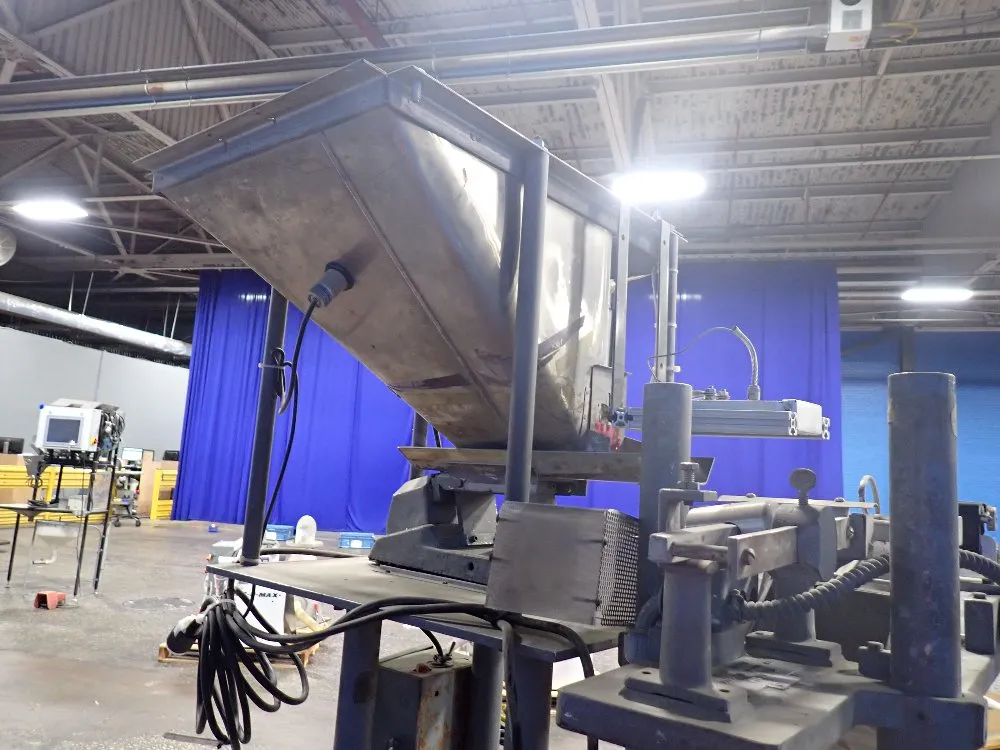 Weigh Right Automate Scale Co. 20" X 21" X 14" Feeding System