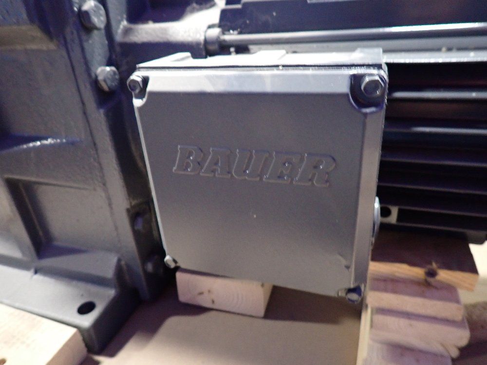 Bauer 3 Hp Gear Drive - 12135238