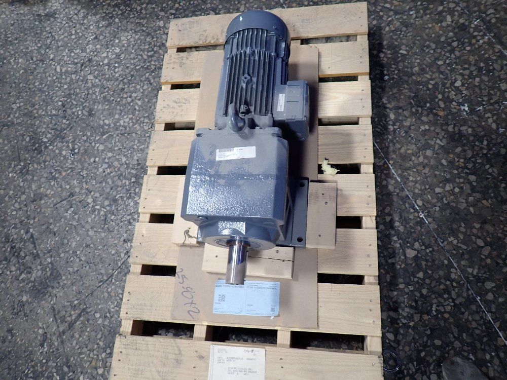 Bauer 3 Hp Gear Drive - 12135238
