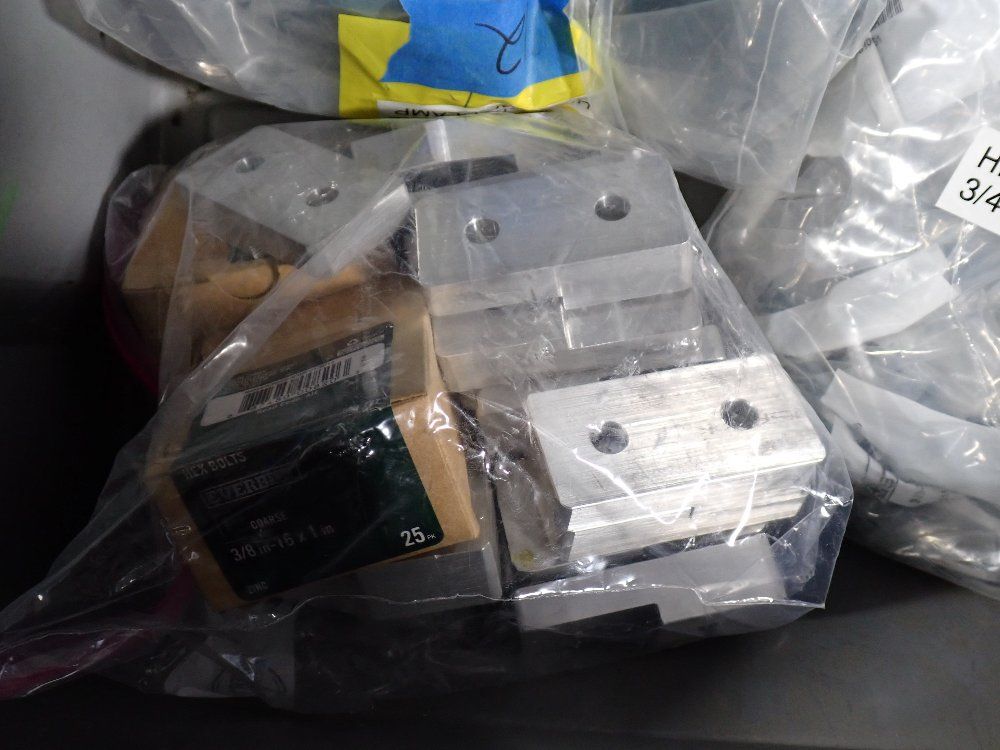 Everbuilt Tubing Clamp, Hex Bolts