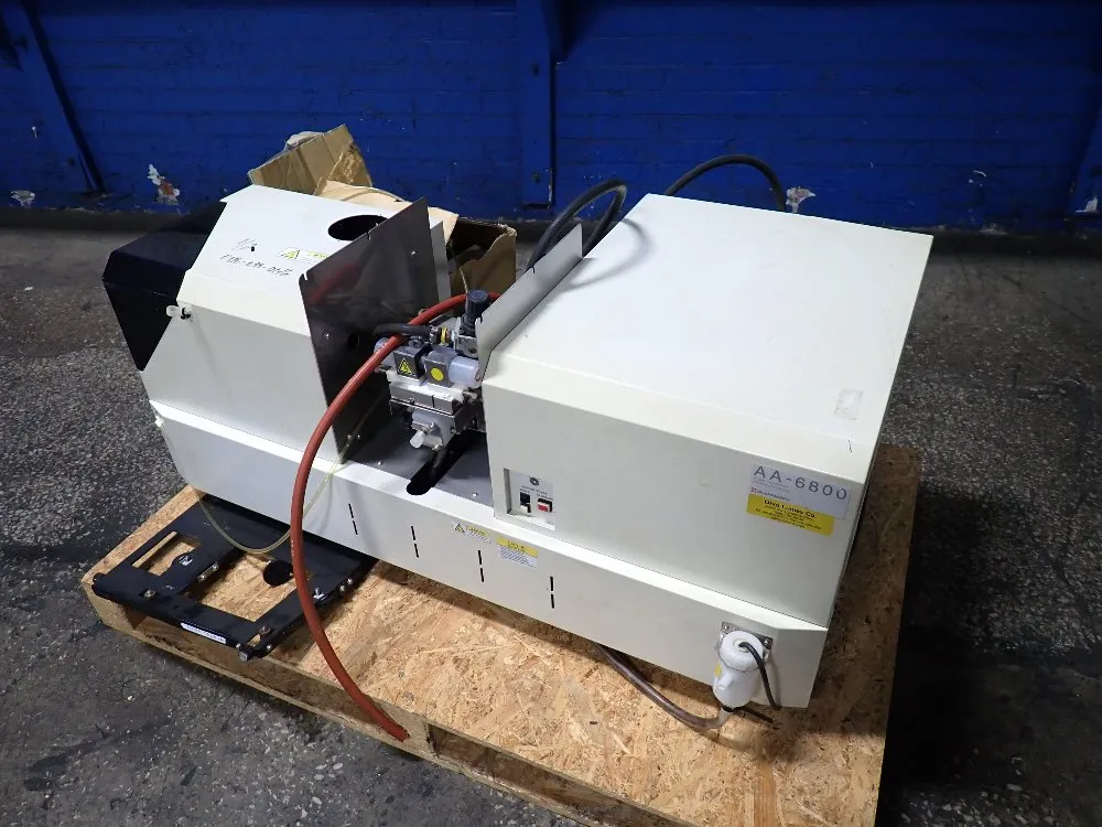 Shimadzu Atomic Absorbtion Spectrophotometer - Aa-6800