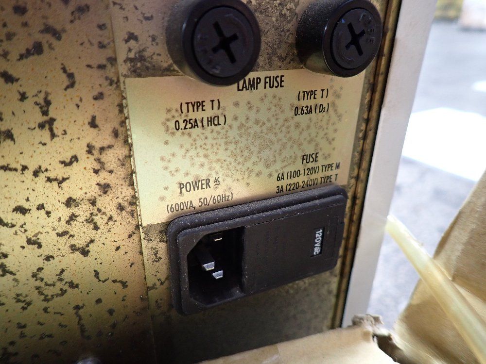 Shimadzu Atomic Absorbtion Spectrophotometer - Aa-6800