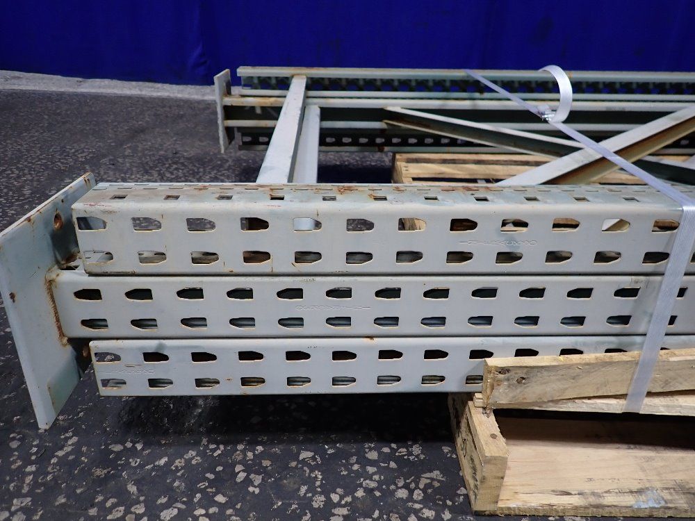 44" X 240" Pallet Racking - Keystone
