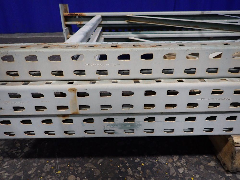 44" X 240" Pallet Racking - Keystone