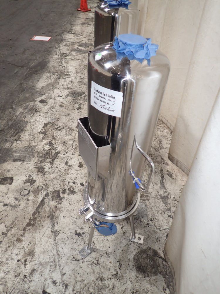 Domnick Hunter 4.9 Gallons S/s Filter Housing - 66 999 2825