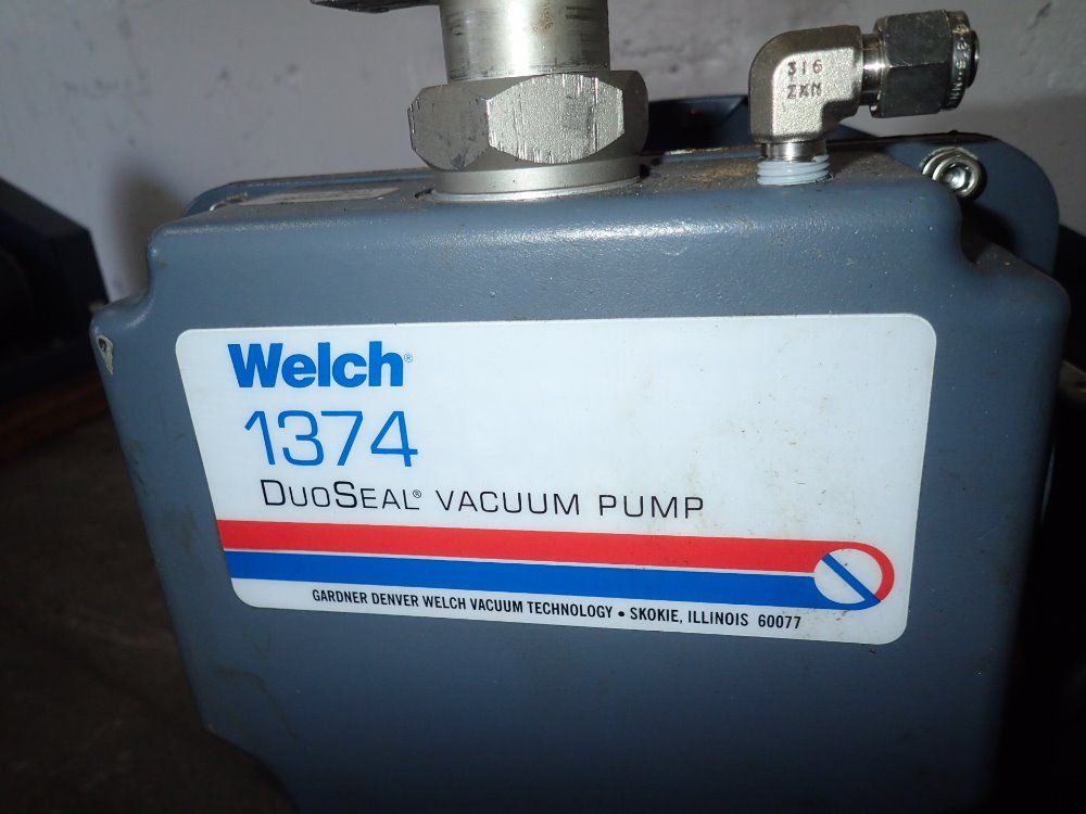 Welch Vacuum Pump
