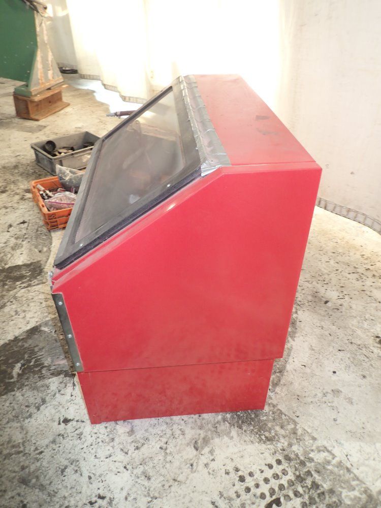 Central Pneumatic 30 Gallons / 18'' X 26'' X 16'' Id Blast Cabinet - 42202