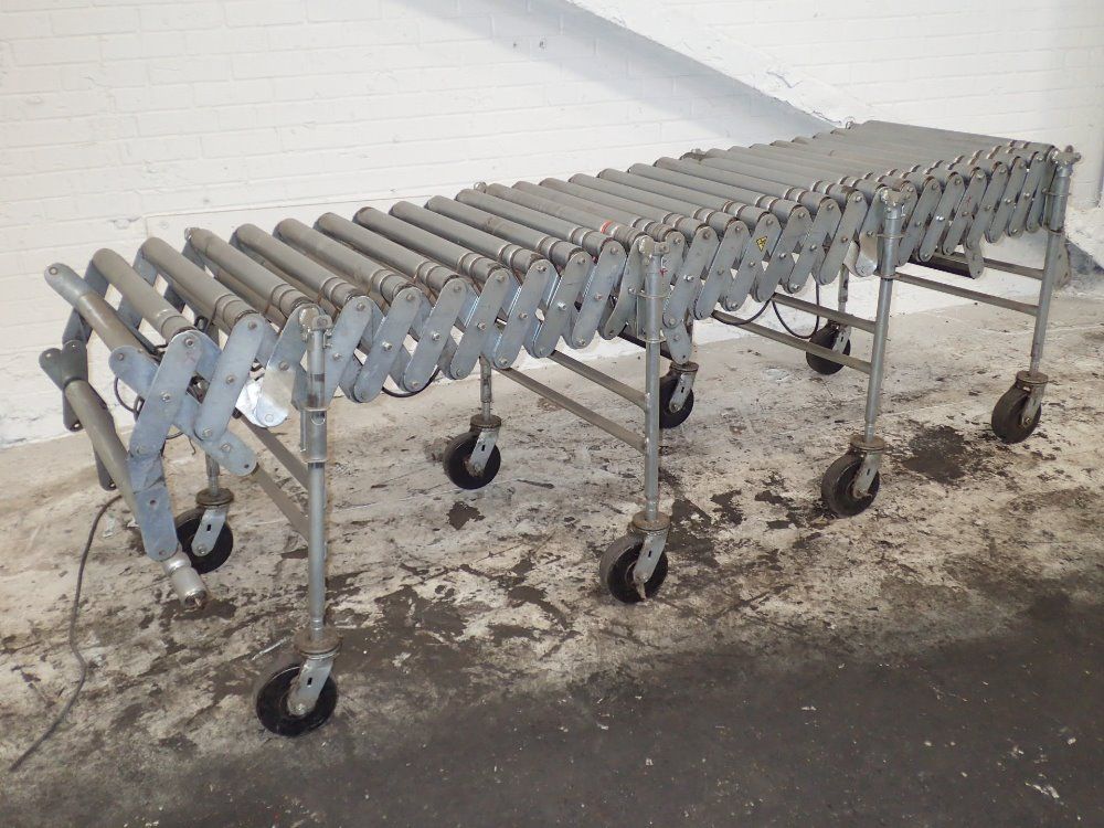 Nestaflex 23'' X 82'' (collapsed) Power Accordion Roller Conveyor