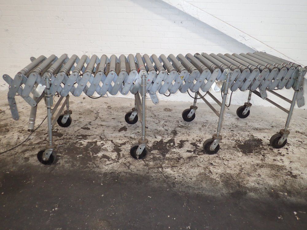 Nestaflex 23'' X 82'' (collapsed) Power Accordion Roller Conveyor