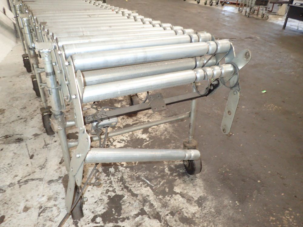 Nestaflex 23'' X 82'' (collapsed) Power Accordion Roller Conveyor
