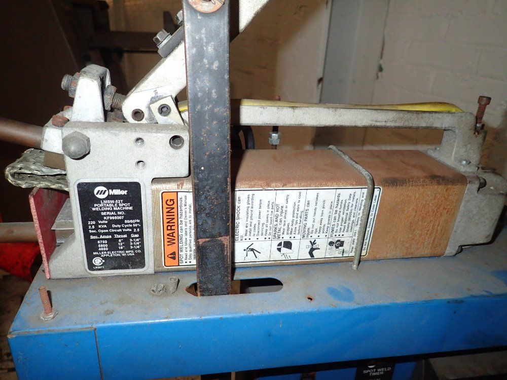 Miller 2.5 Kva Spot Welder - Lmsw-52t
