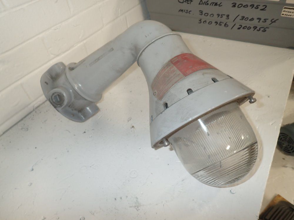 Crouse Hinds Explosion Proof Light Fixture