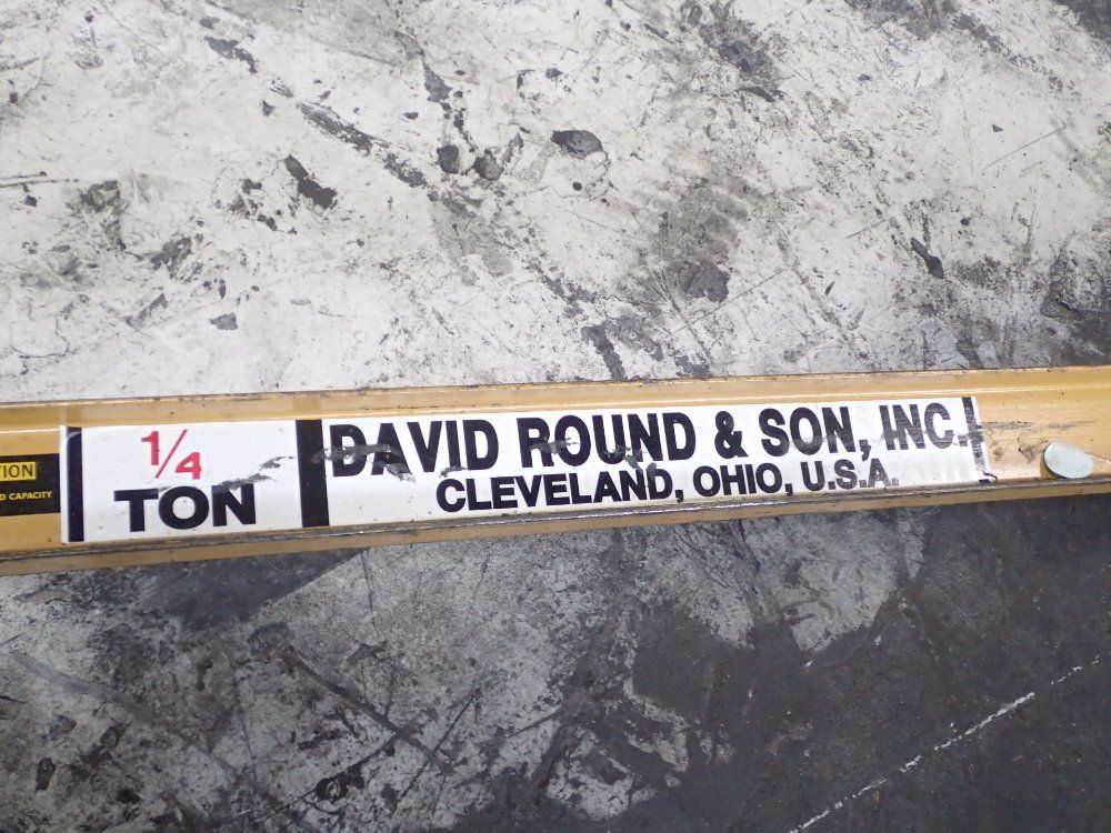 David Round & Sons Incorporated Jib Crane W/ Electric Chain Hoist