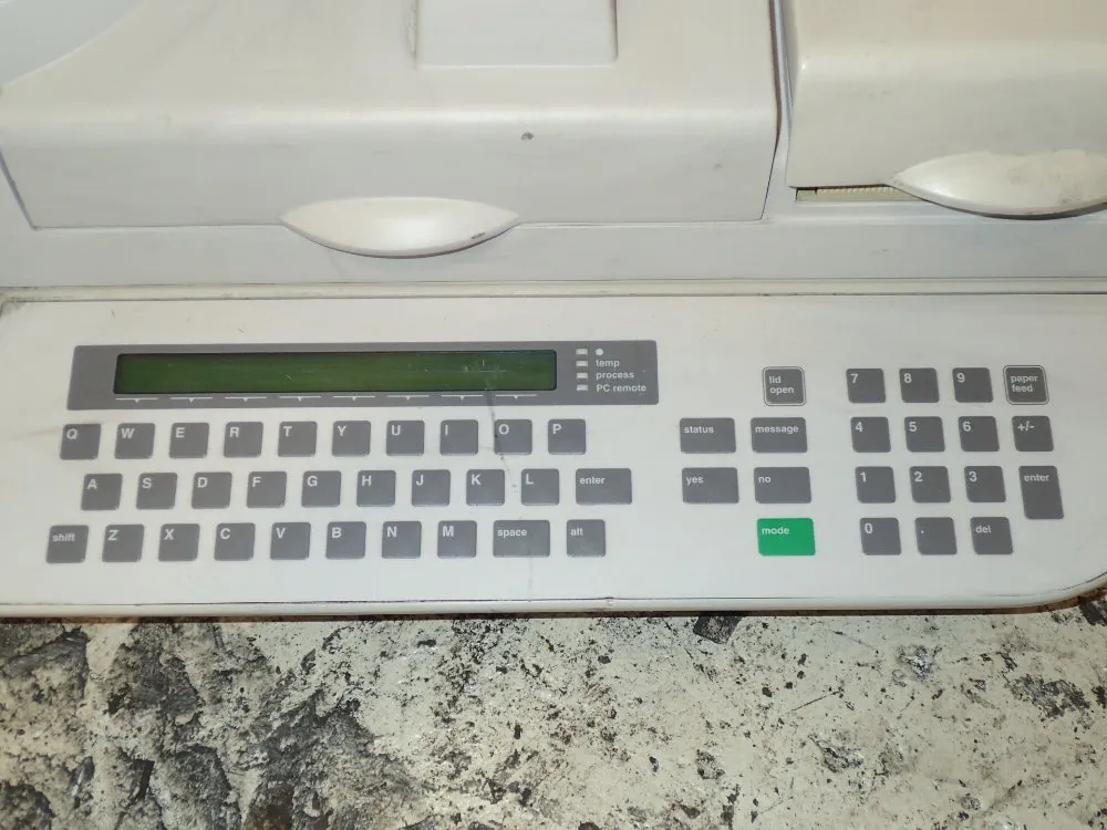 Pharmacia Diagnostics Immunoassay Analyzer