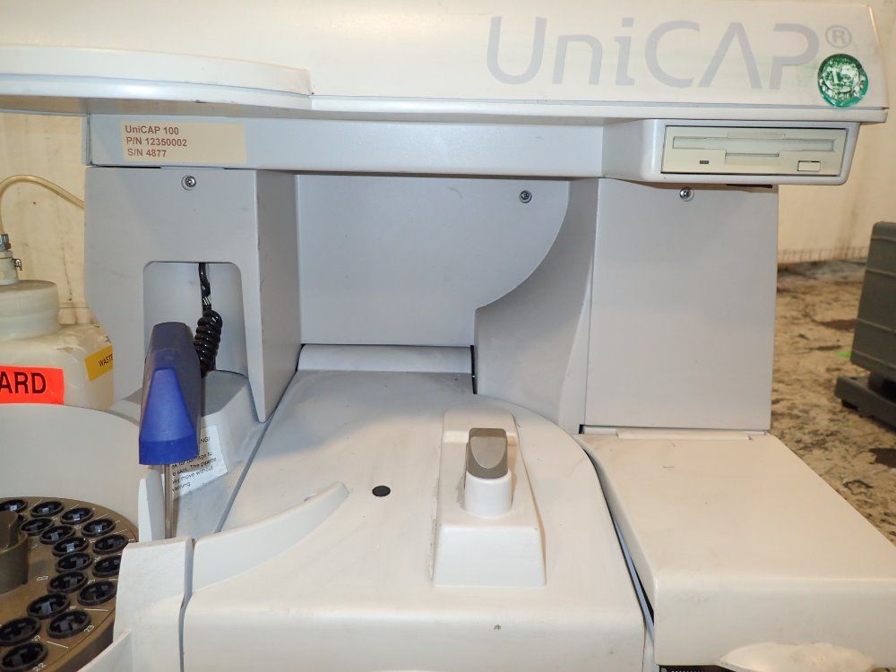 Pharmacia Diagnostics Immunoassay Analyzer
