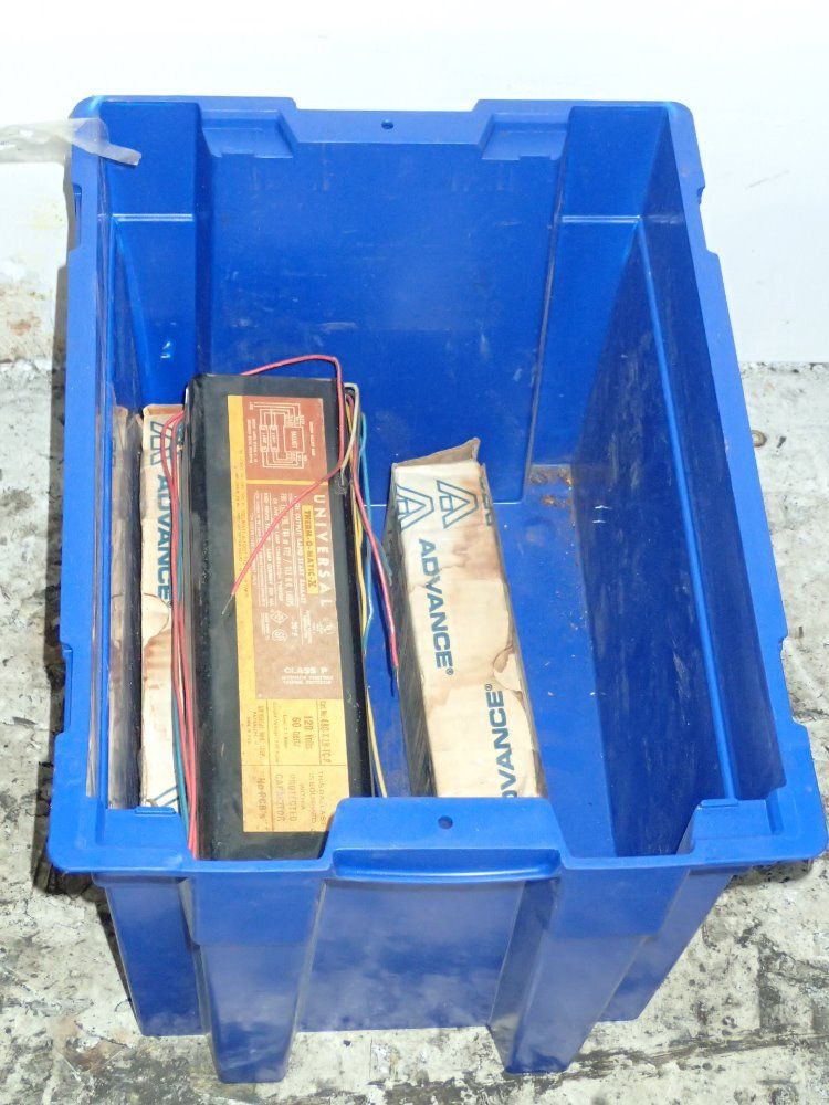 Universal / Advance Ballasts