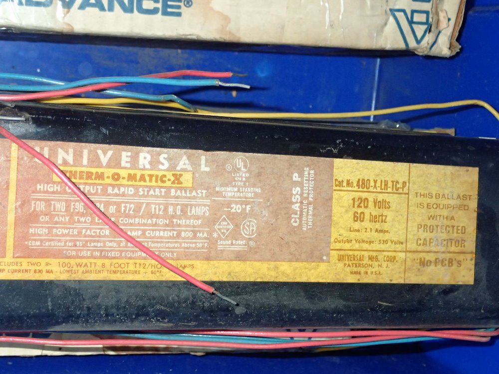 Universal / Advance Ballasts
