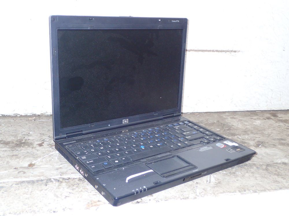 Hewlett Packard Compaq Laptop
