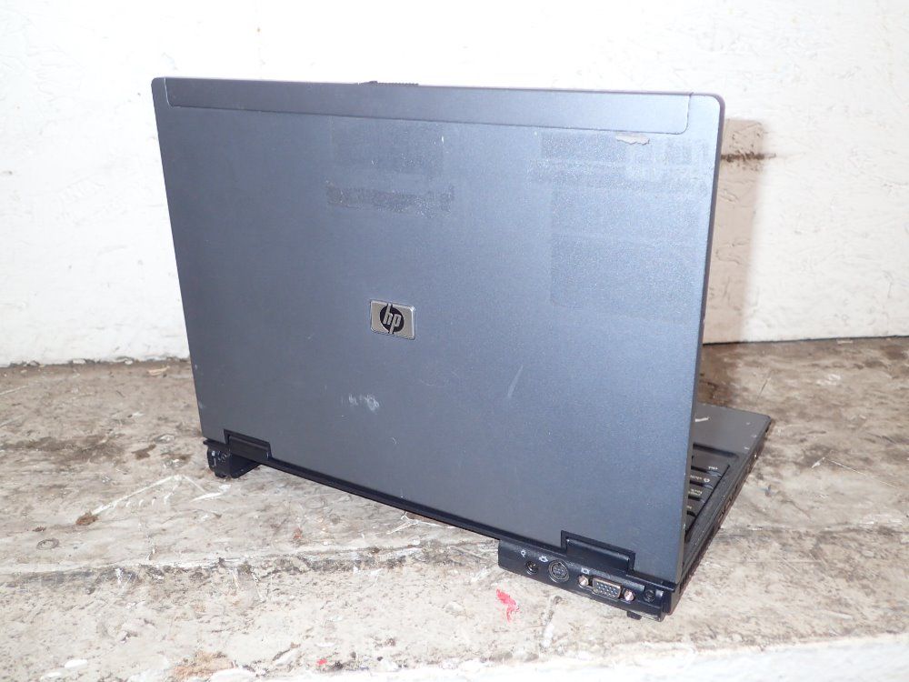 Hewlett Packard Compaq Laptop