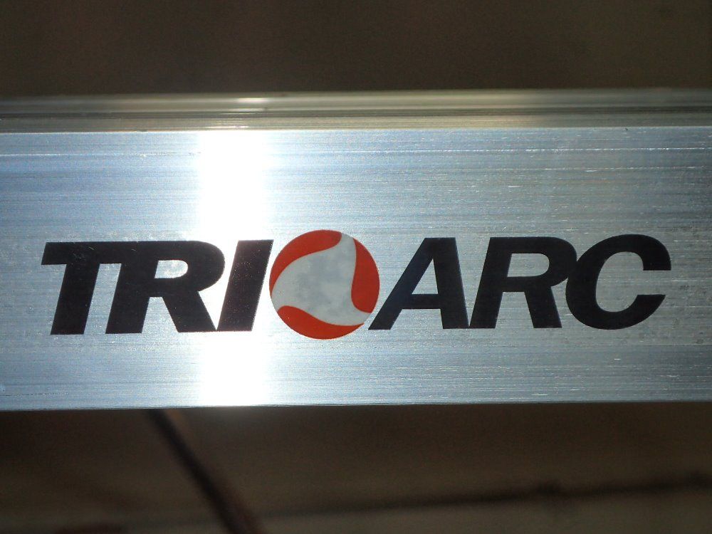 Tri-arc Portable Aluminum Step Ladder