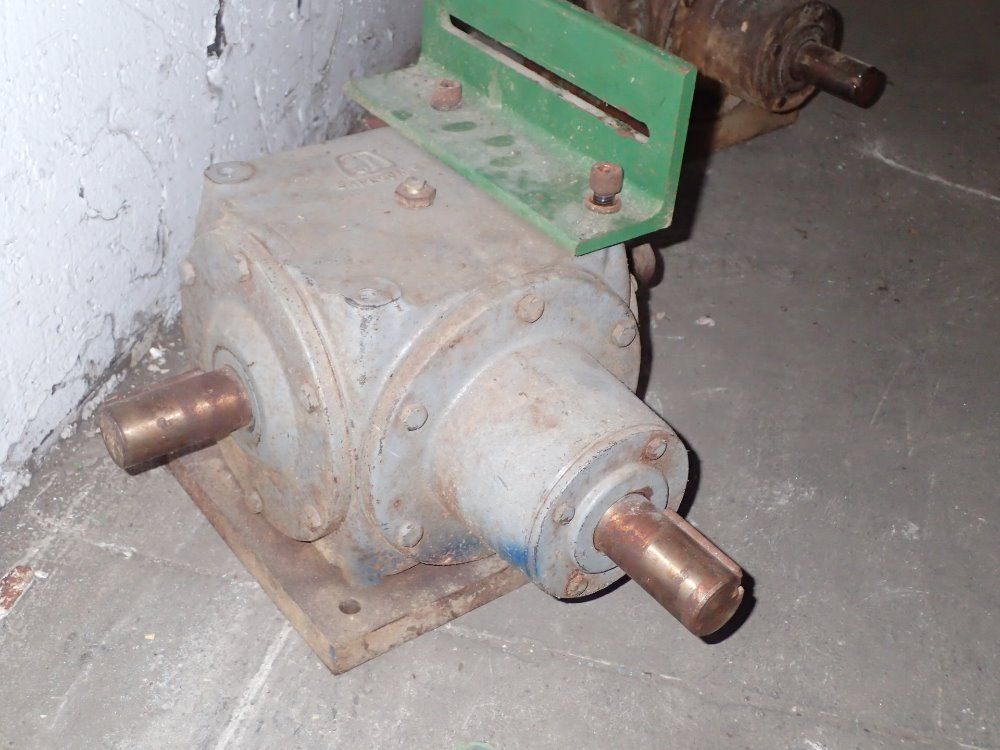 Hub City Gear Reducer